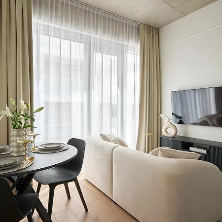 River Premium D * Вроцлав