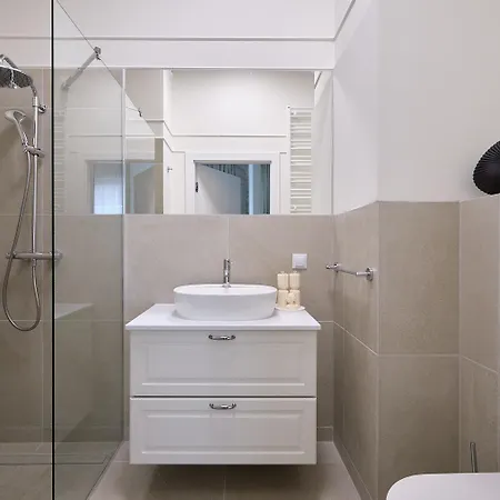 River Premium D شقة